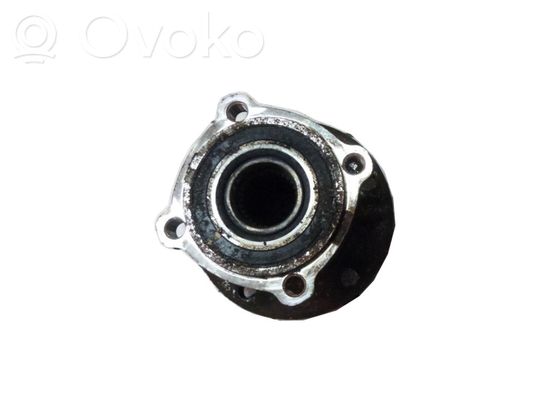 BMW X5 E53 Rear wheel hub