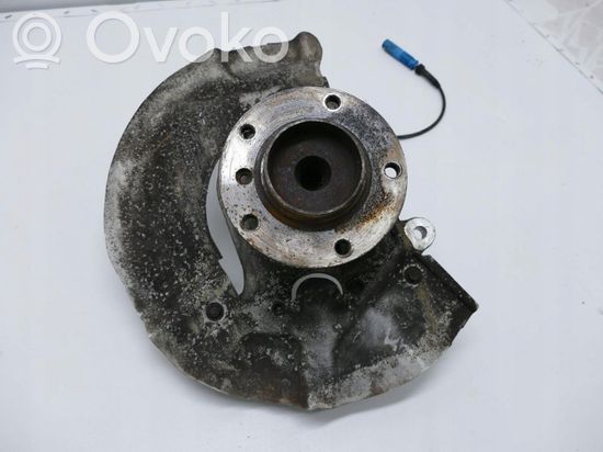 BMW 5 E60 E61 Front wheel hub spindle knuckle 6760953