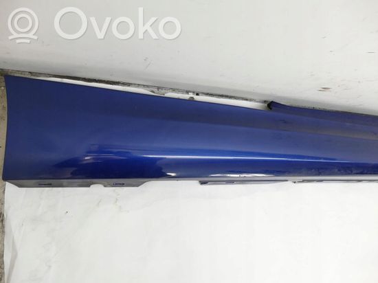 BMW 1 E82 E88 Sill