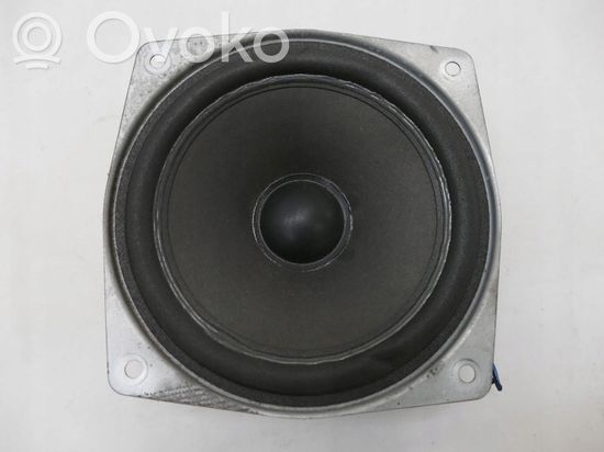 BMW 3 E36 Front door speaker 8370934