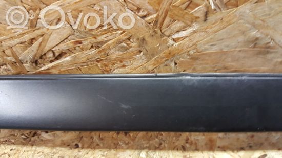 BMW 5 E60 E61 Windshield trim 7045447