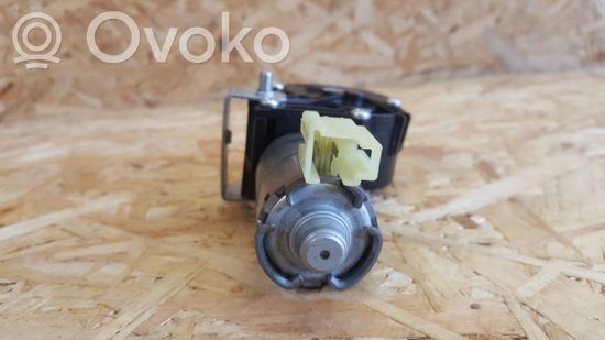 BMW 5 E60 E61 Seat adjustment motor 0390204007