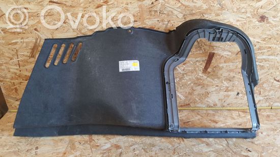 BMW 7 E65 E66 Trunk/boot lower side trim panel 8223555