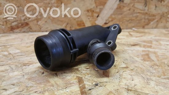 BMW 5 E60 E61 Engine coolant pipe/hose 2247744 11122247744