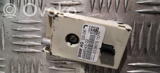 BMW 5 E60 E61 Aerial antenna amplifier 21367510