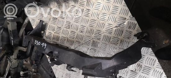 BMW 3 E90 E91 Headlight/headlamp mounting bracket 51647116707