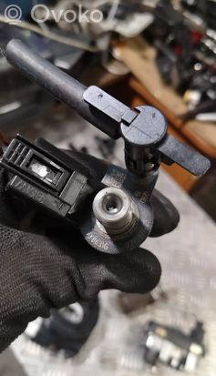 BMW 3 E90 E91 Fuel injectors set 779787705