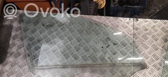 BMW 3 E90 E91 Front door window glass four-door
