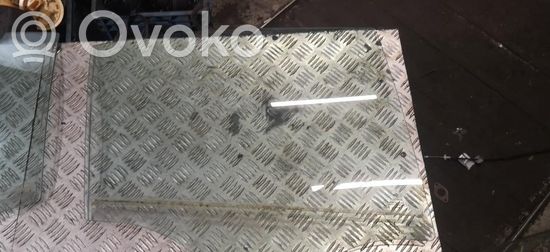 BMW 3 E90 E91 Rear door window glass