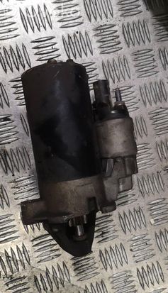 Audi A4 S4 B7 8E 8H Starter motor