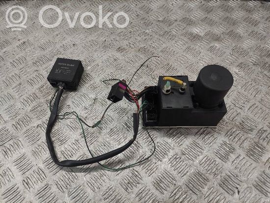 Audi A3 S3 8L Central locking vacuum pump 8L0862257E