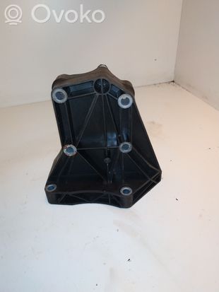 BMW 5 E60 E61 A/C compressor mount bracket 6455779220203