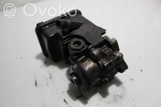BMW 5 E39 Power steering pump