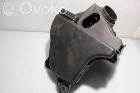 BMW 3 E90 E91 Air filter box