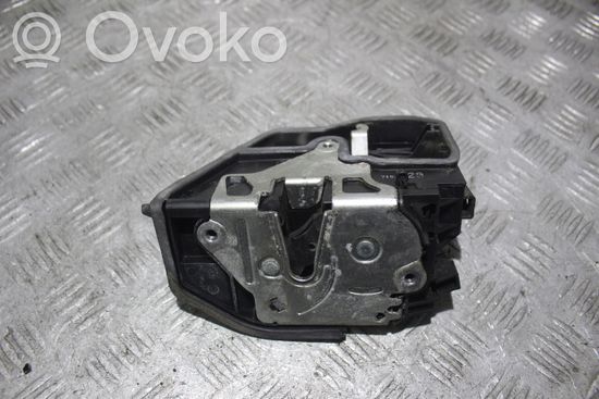 BMW 5 E60 E61 Rear door lock 715629
