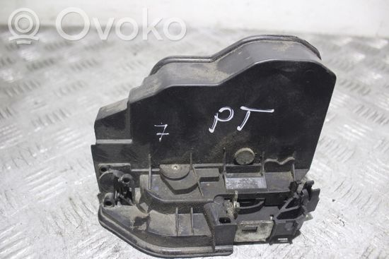 BMW 5 E60 E61 Rear door lock 7154630