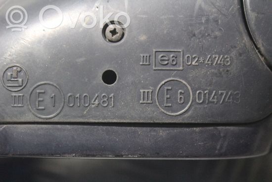 Audi A4 S4 B5 8D Front door electric wing mirror