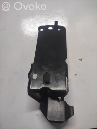 BMW 3 E90 E91 Radiator mount bracket 51647117811