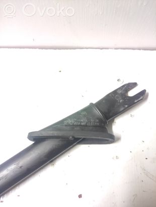 BMW 3 E90 E91 Other engine bay part 64316964415