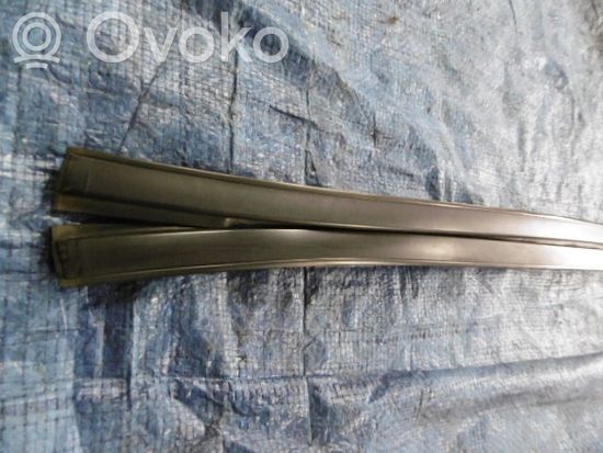 Mercedes-Benz E W211 Windshield trim