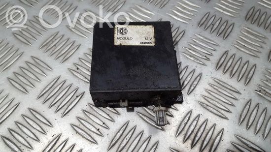 BMW 3 E36 Other control units/modules 068905 068905