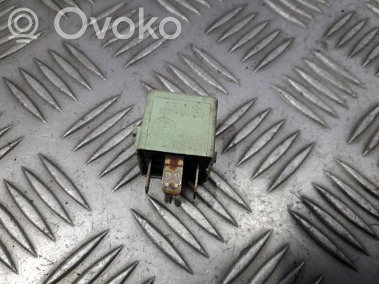 BMW 3 E46 Other relay 61368373700 61.36-8373700 6136-8373700 v23134-k59-x312 v23134k59x312 61368373700 61.36-8373700 6136-8373700 v23134-k59-x312 v23134k59x312