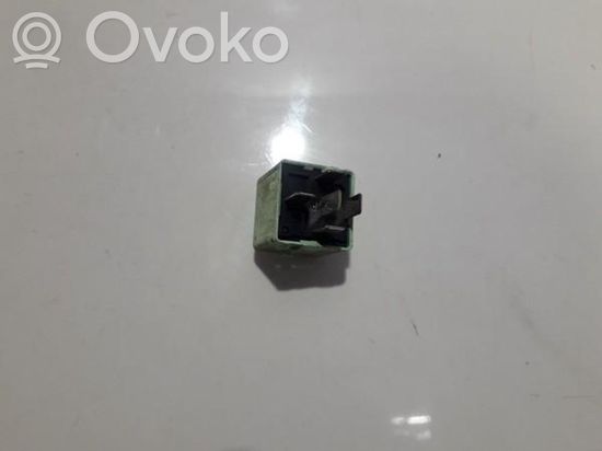 BMW 5 E39 Other relay 8373700 v23134-k59-x312 8373700 v23134-k59-x312