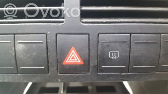 Volkswagen Polo Hazard light switch