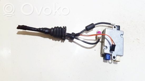 BMW 3 E90 E91 Antenna control unit 912373901 144047 10 912373901 144047 10