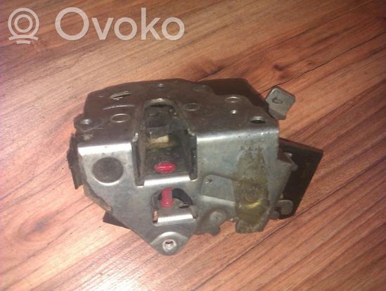 BMW 5 E39 Rear door lock 8138927 8138927