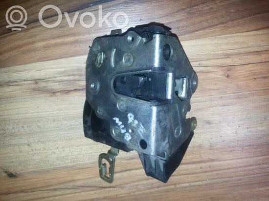 BMW 3 E36 Front door lock 8122204 8122204