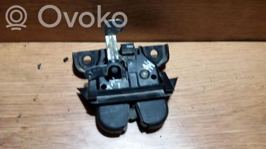 Audi A4 S4 B5 8D Tailgate/trunk/boot lock/catch/latch