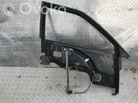 Audi 80 90 B3 Front door window/glass frame