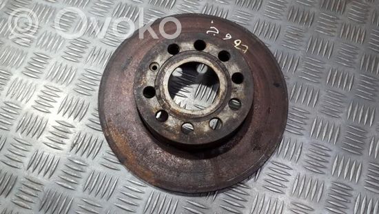Volkswagen Golf V Rear brake disc