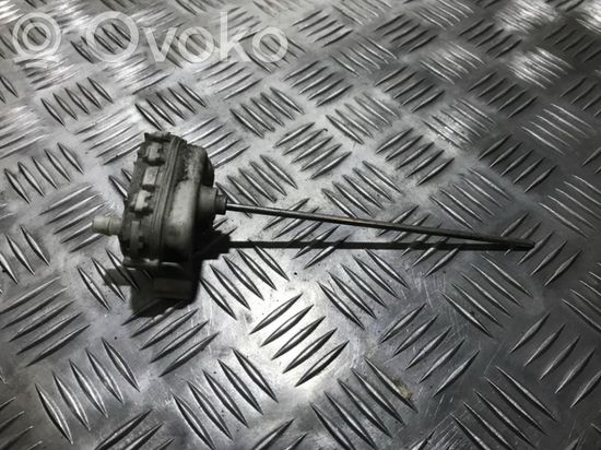 Audi A4 S4 B5 8D Central locking vacuum pump 8d0862153 8d0862153