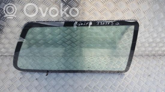 Volkswagen Golf III Rear side window/glass