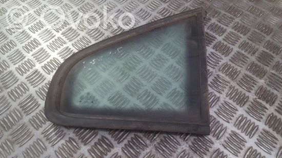 Volkswagen PASSAT B5 Rear vent window glass