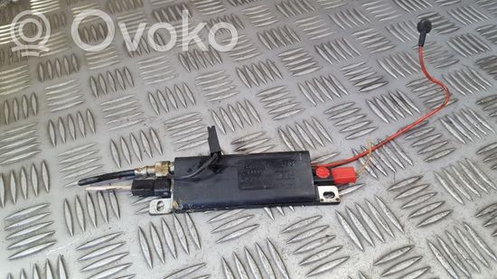 Audi A4 S4 B5 8D Antenna control unit 8d5035225 8d5035225