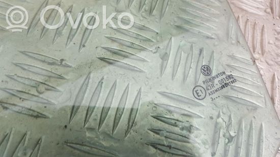 Volkswagen Touran I Front door window glass four-door