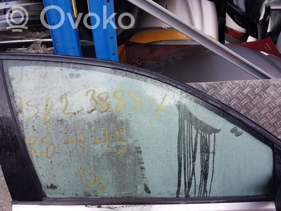 Volkswagen Polo Front door window glass four-door