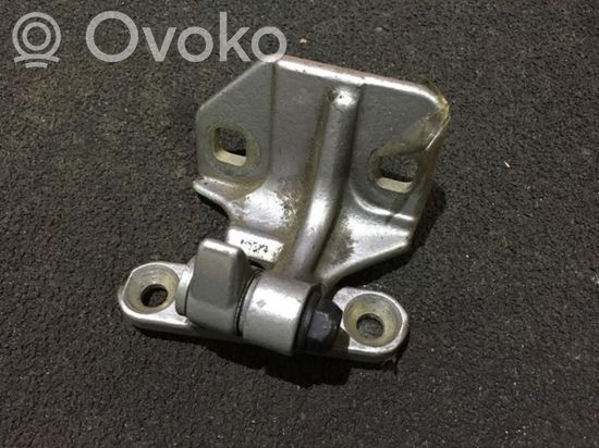 Mercedes-Benz A W168 Rear door lower hinge 99m10b 99m10b