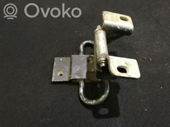 Audi A4 S4 B5 8D Rear door lower hinge 4A0833412A 4A0833412A