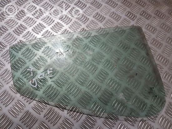 Volkswagen Golf IV Rear vent window glass