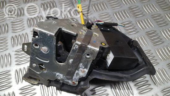 BMW 5 E39 Front door lock 7032926 PA6GF15 7032926 PA6GF15