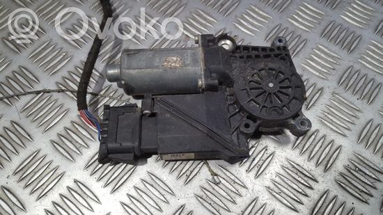 Mercedes-Benz A W168 Front door window regulator motor 0130821699 0130821699