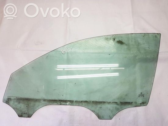 Volkswagen PASSAT B5 Front door window glass four-door