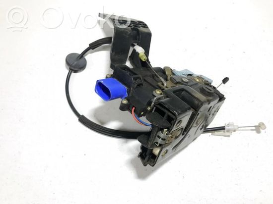 Volkswagen Golf V Rear door lock 7l0839016 991610-101 7l0839016 991610-101