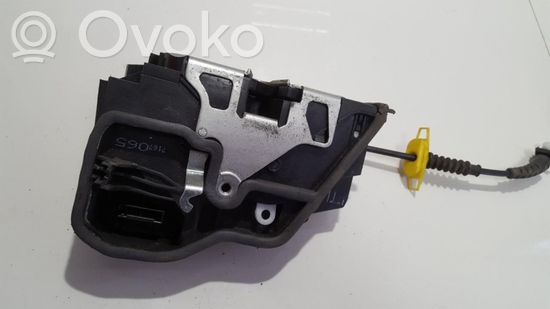 BMW 7 E65 E66 Front door lock 7167065 7167065