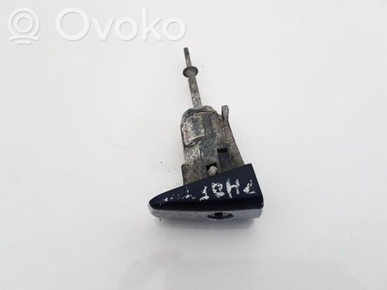 Volkswagen Phaeton Front door lock (next to the handle)