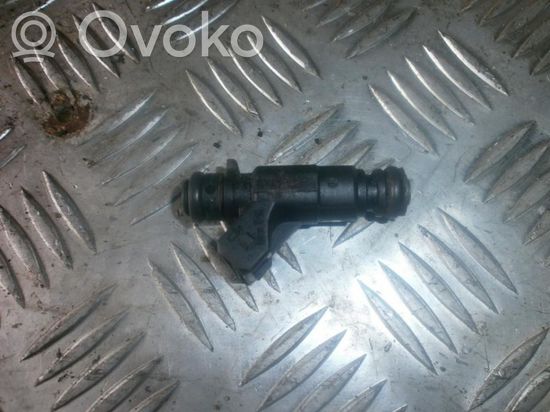 Mercedes-Benz C W202 Fuel injector 0280155742 0280155742